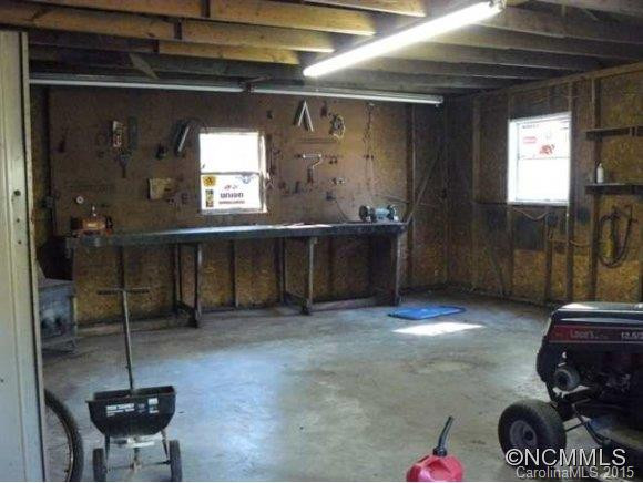 283 Debby Lane - Photo 20