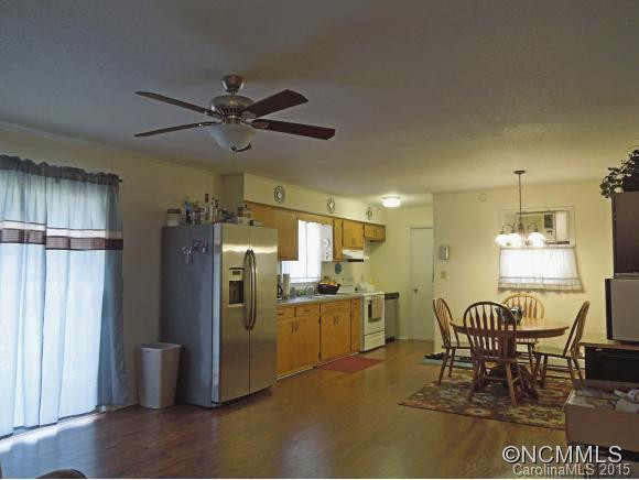 283 Debby Lane - Photo 7