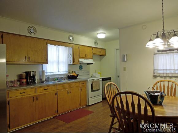 283 Debby Lane - Photo 8