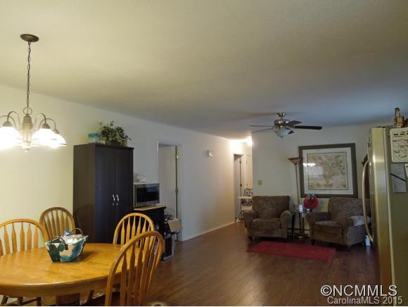 283 Debby Lane - Photo 9