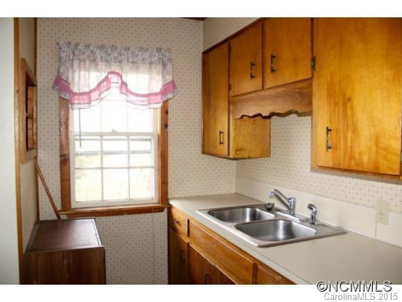 10 Old Pisgah Hwy - Photo 9