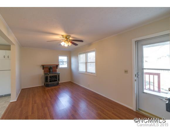310 Hiawassee - Photo 2