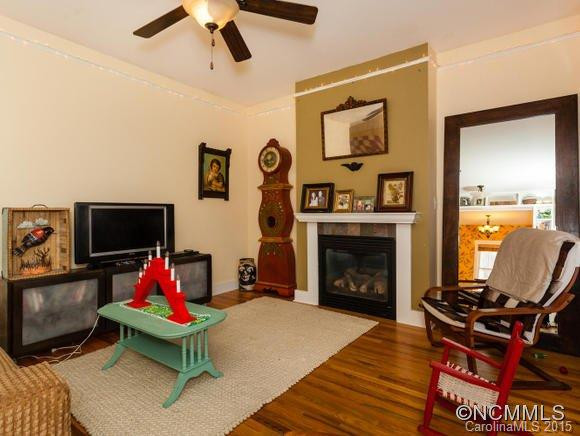 161 Estelle Park Dr - Photo 6