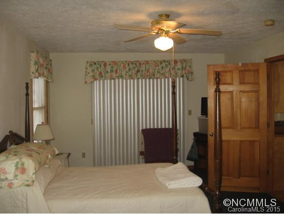 66 Laurel Lakeshore Drive - Photo 15