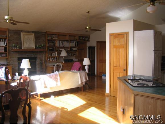 66 Laurel Lakeshore Drive - Photo 7