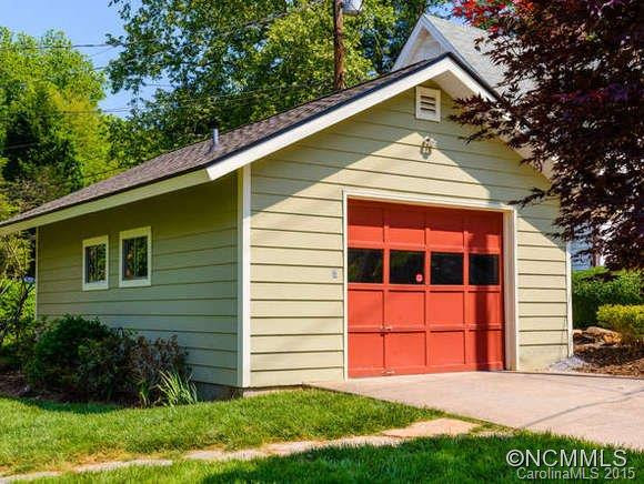 1 Norwood Avenue - Photo 16