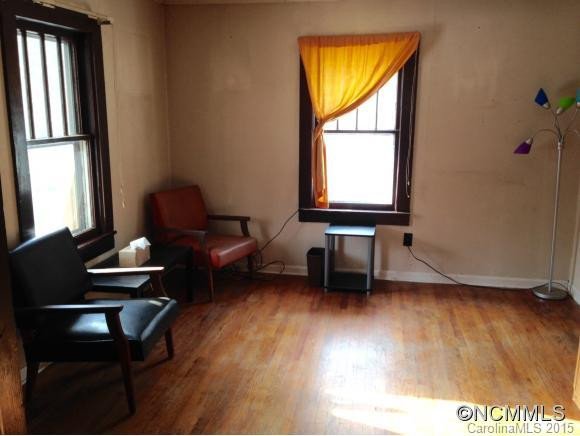 130 Glendale Avenue - Photo 2