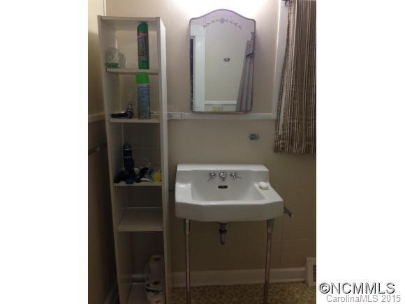 19 Craig Circle - Photo 17