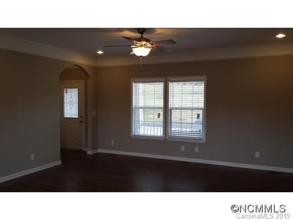 270 High Ridge Drive - Photo 3