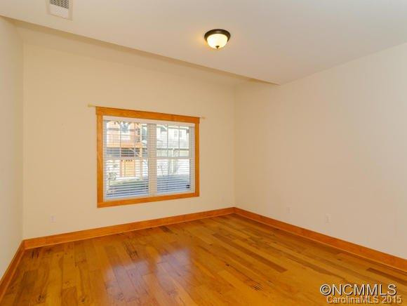 8 Roselyn Way - Photo 8
