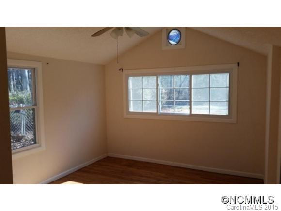 10 Sherwood Forest Dr. - Photo 8