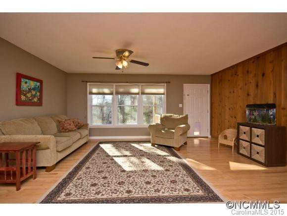 1343 Mackey Creek Road - Photo 4