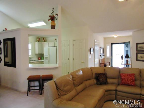 274 STONEHOLLOW ROAD - Photo 6