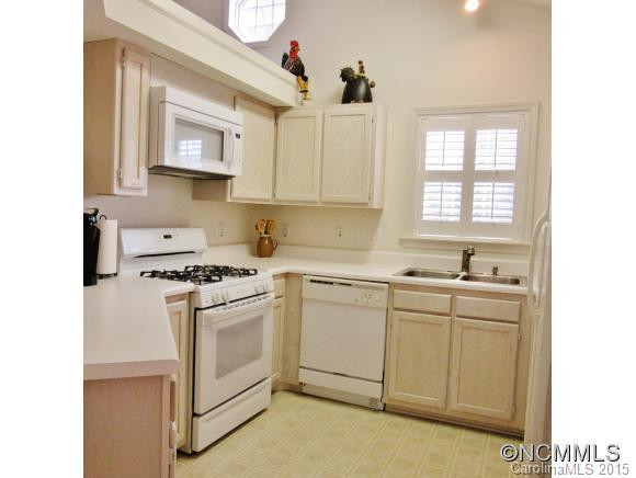274 STONEHOLLOW ROAD - Photo 8