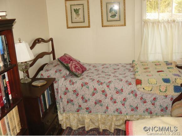 21 Maple Street - Photo 7
