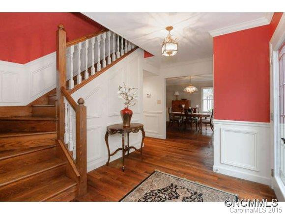 18 Twin Hills Drive - Photo 2