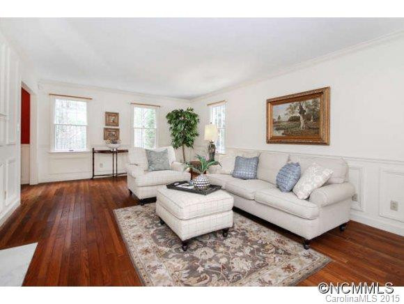 18 Twin Hills Drive - Photo 4