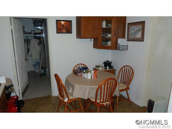 605 Poplar Lane - Photo 4