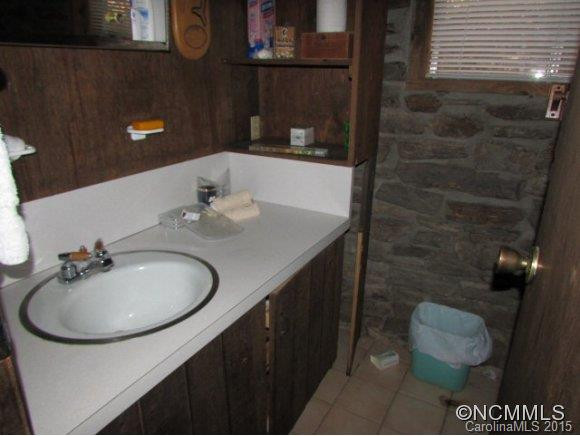 182 Mountain Farm Road - Photo 10