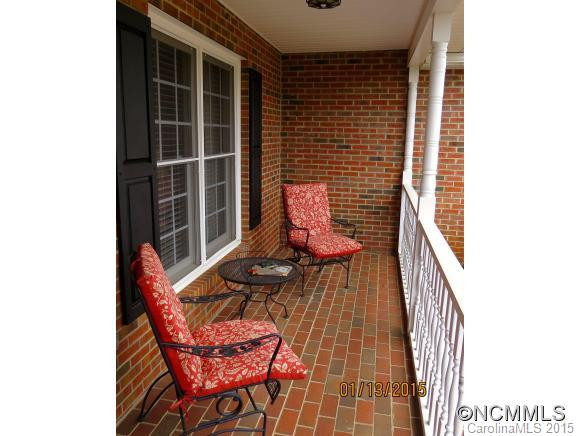 145 Memphis Way - Photo 2