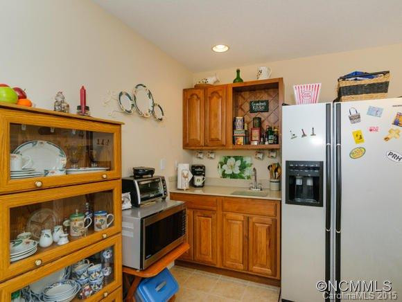 186 Nathan Court - Photo 18