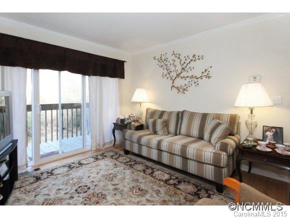 202 Waters Edge Drive - Photo 3