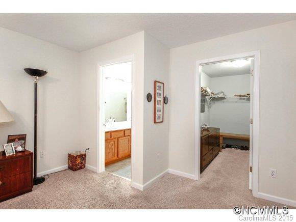 202 Waters Edge Drive - Photo 6
