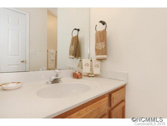 202 Waters Edge Drive - Photo 10