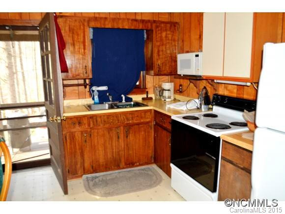 71 Sassafras - Photo 8
