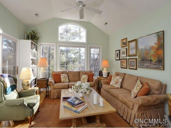 212 Carriage Spring Way - Photo 5