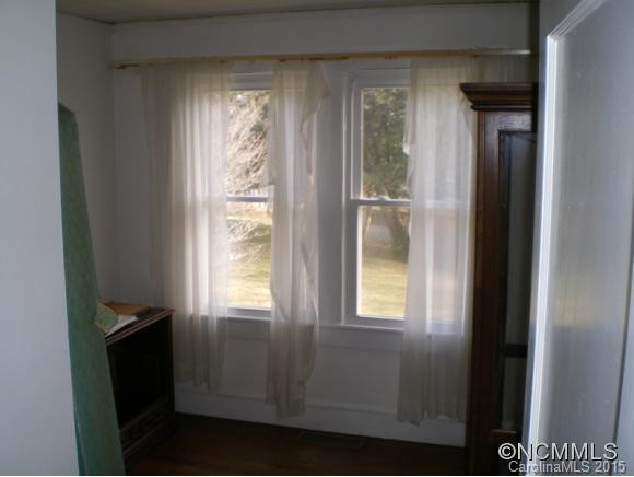 301 Carolina Avenue - Photo 12