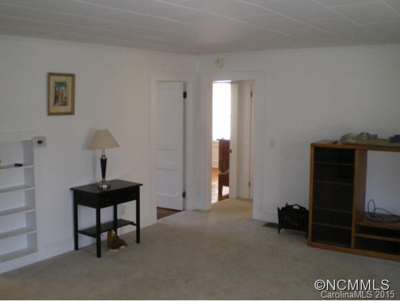 301 Carolina Avenue - Photo 4