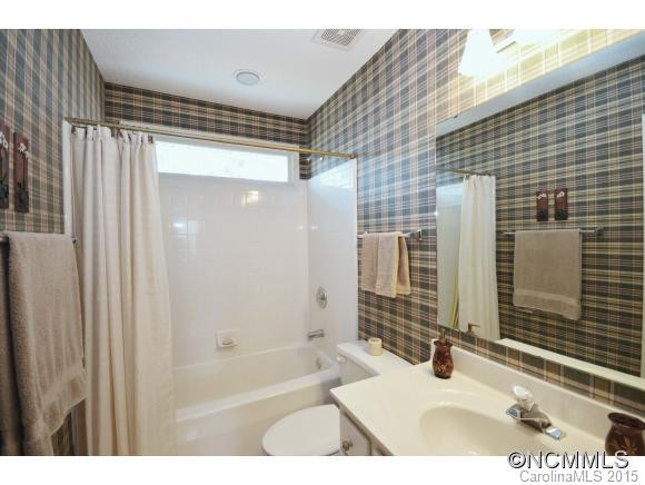 29 Whispering Oak Ct. - Photo 18