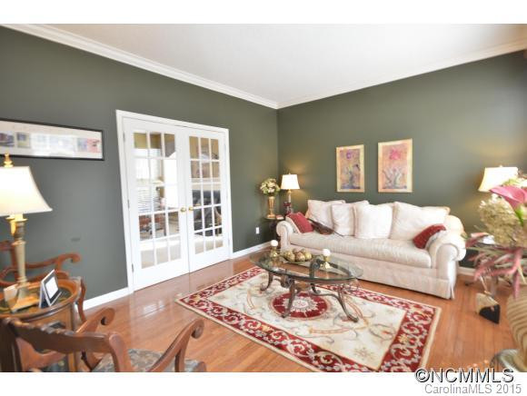 29 Whispering Oak Ct. - Photo 4