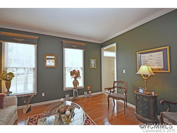 29 Whispering Oak Ct. - Photo 6