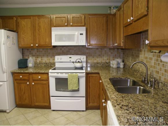 602 Woodlea Court - Photo 6