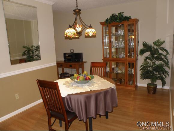602 Woodlea Court - Photo 9