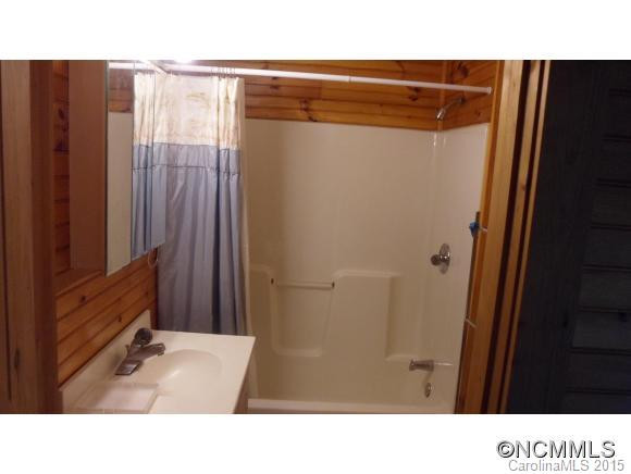 108 Academy Street - Photo 17