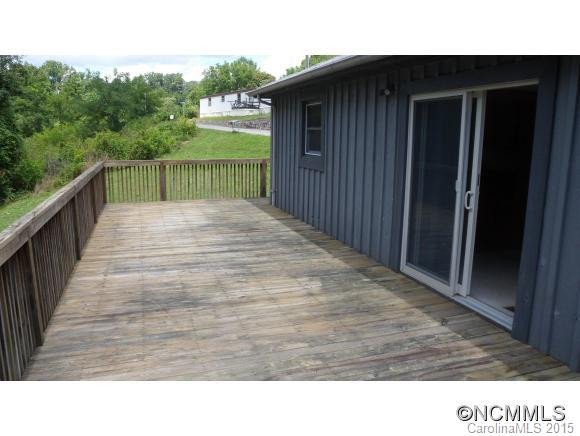 108 Academy Street - Photo 4