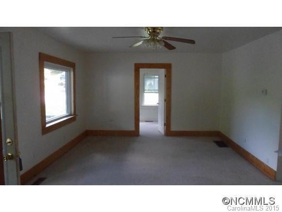 108 Academy Street - Photo 8