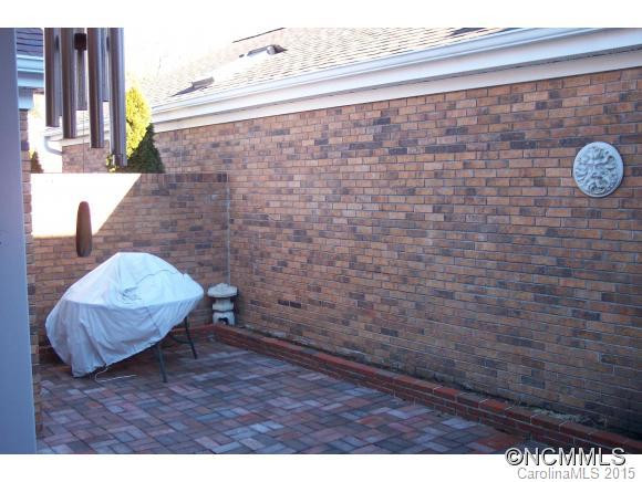 6 Bradford Circle - Photo 18