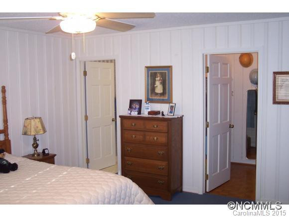 6 Bradford Circle - Photo 9