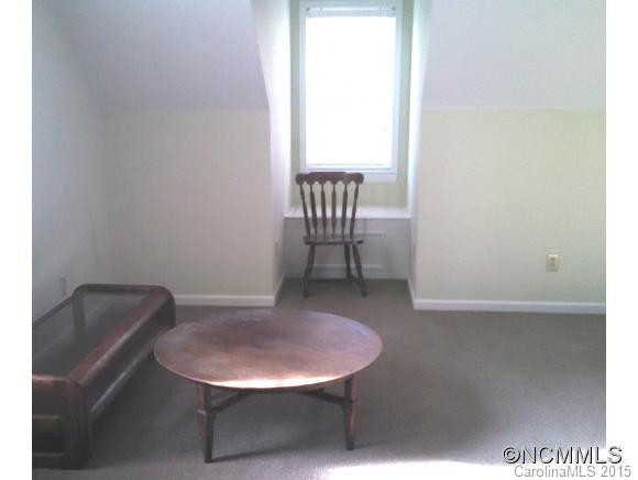 42 Laurel Court - Photo 9