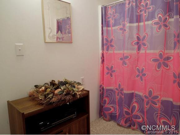 725 Robinson Creek Rd - Photo 16