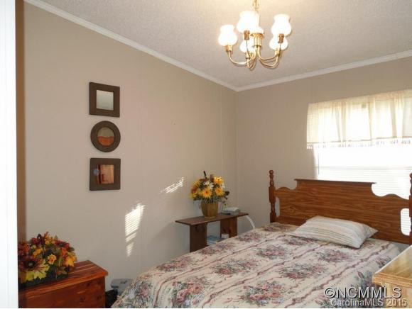 725 Robinson Creek Rd - Photo 17