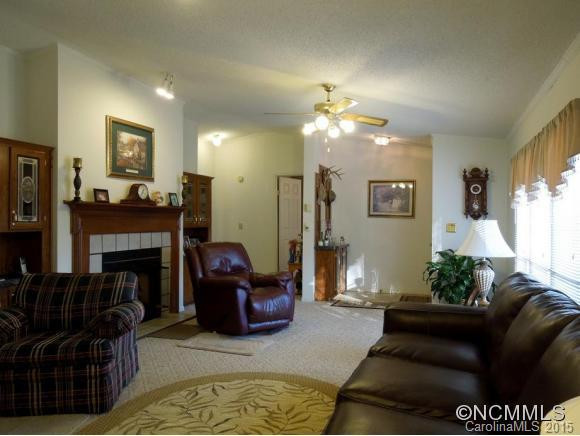 725 Robinson Creek Rd - Photo 3
