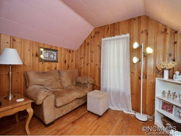 84 BLALOCK STREET - Photo 15