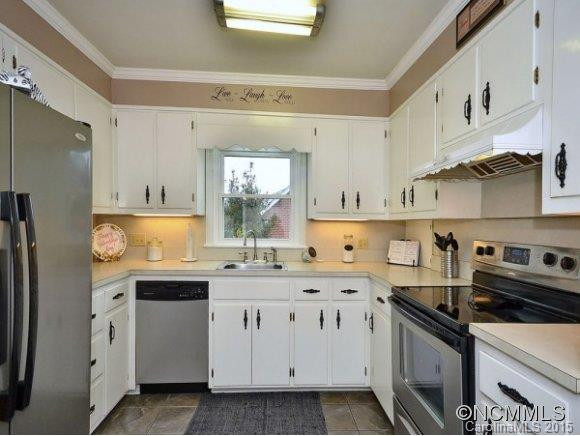 84 BLALOCK STREET - Photo 4