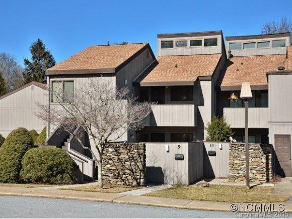 13 LAKEMOOR LANE