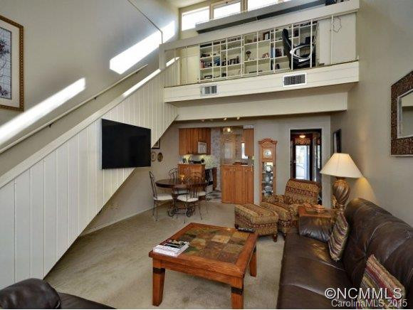 13 LAKEMOOR LANE - Photo 6